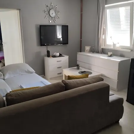 Seasons 2 Saraievo